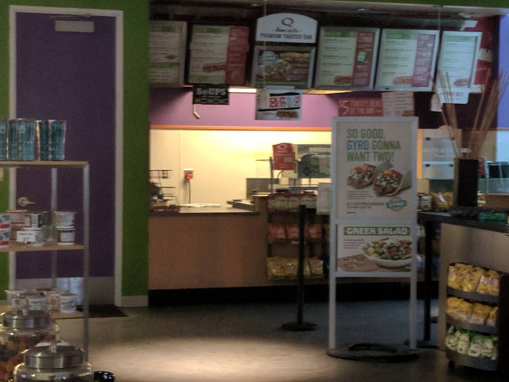 Quiznos | restaurant | 401 Dulany St, Alexandria, VA 22314, USA | 7035351584 OR +1 703-535-1584