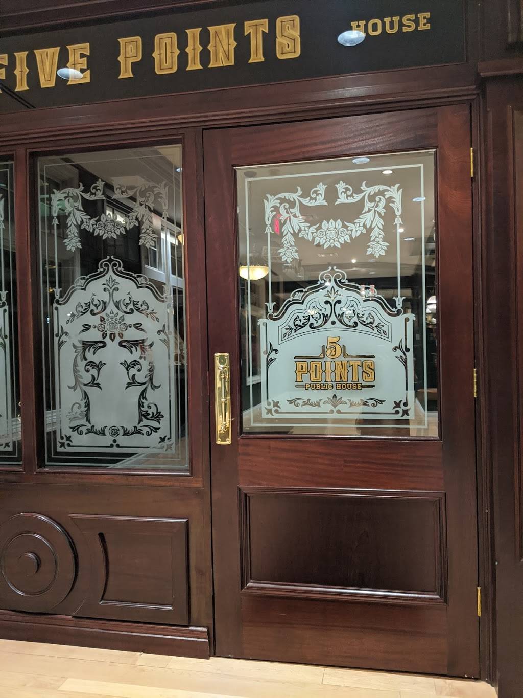 Five Points Public House | restaurant | 623 Columbia St, Utica, NY 13502, USA | 3157334228 OR +1 315-733-4228