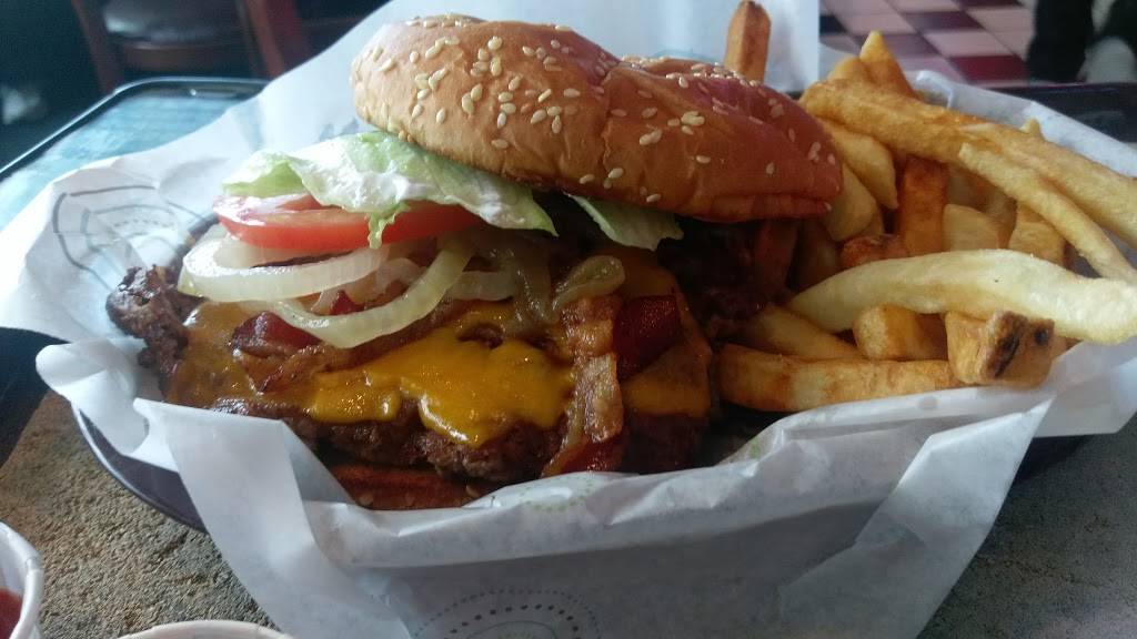 Sawyers Downtown | restaurant | 325 W Main St, Lexington, KY 40507, USA | 8592816022 OR +1 859-281-6022