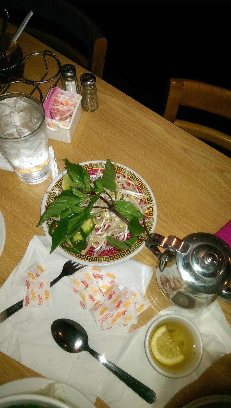 PhoEver | restaurant | 6929 Northwest Expy, Oklahoma City, OK 73132, USA | 4054701888 OR +1 405-470-1888