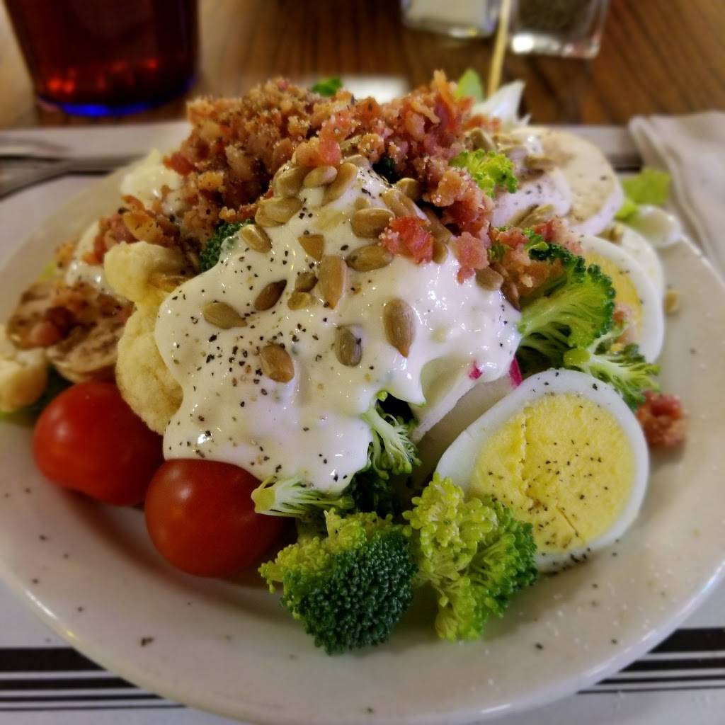 Guidos Pizza | restaurant | 549 W International Airport Rd, Anchorage, AK 99518, USA | 9075632222 OR +1 907-563-2222