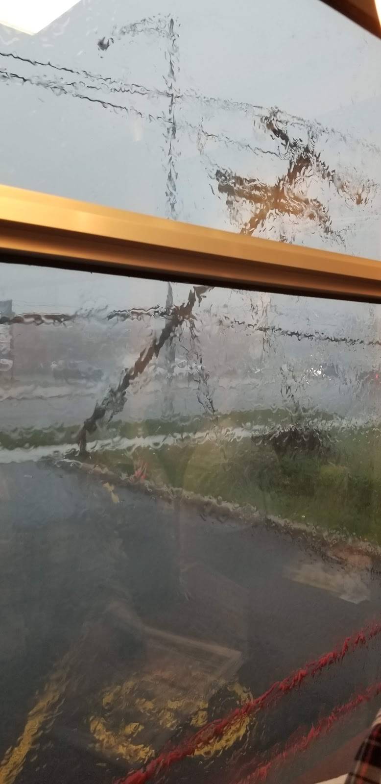 Au Coq | restaurant | 2370 Chemin Gascon, Terrebonne, QC J6X 3A5, Canada | 4509644419 OR +1 450-964-4419