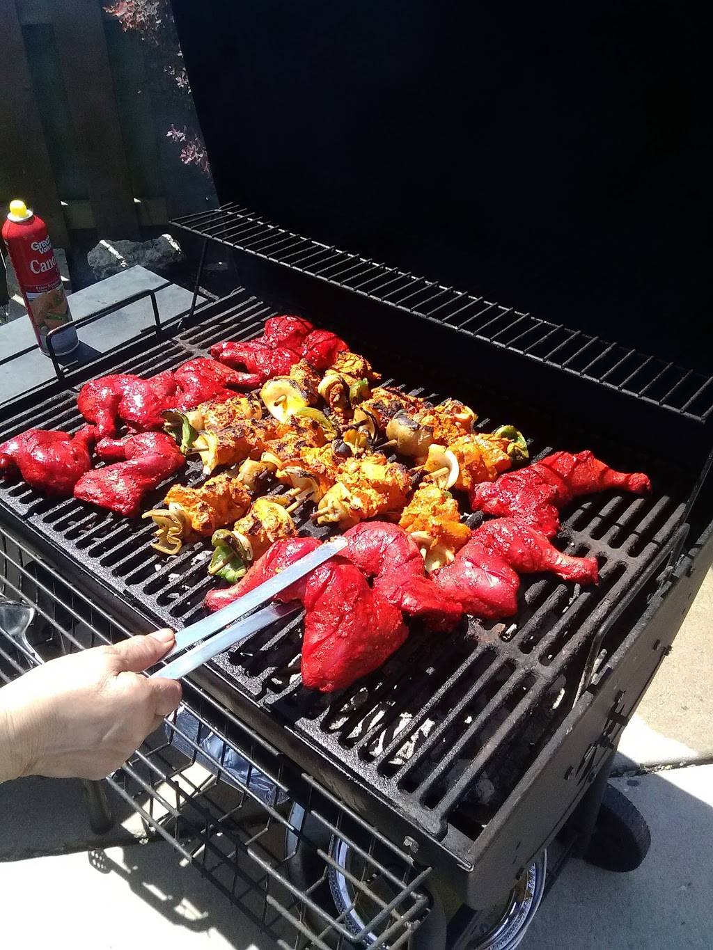 Paprika | restaurant | 2547 W Lawrence Ave, Chicago, IL 60625, USA | 7733384906 OR +1 773-338-4906