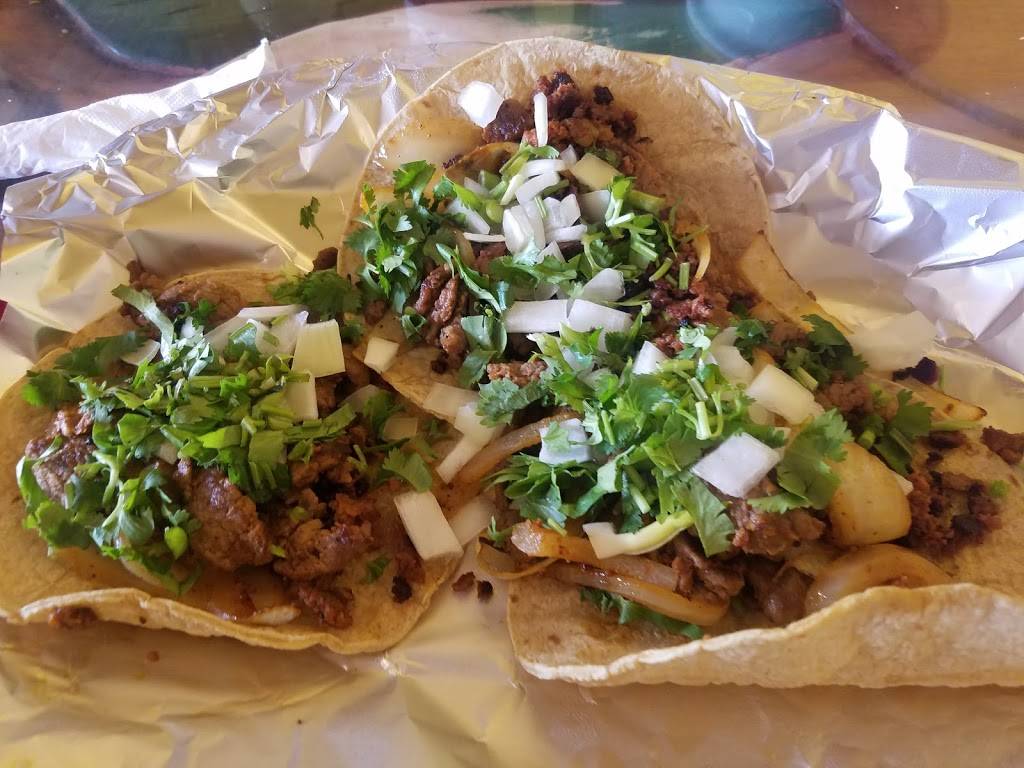 Juanitos Mexican Restaurant | restaurant | 1510 Lafayette Pkwy, LaGrange, GA 30241, USA | 7068859255 OR +1 706-885-9255