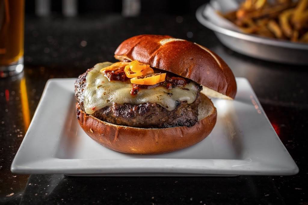 Lockdown Bar & Grill | restaurant | 1024 N Western Ave, Chicago, IL 60622, USA | 7734515625 OR +1 773-451-5625