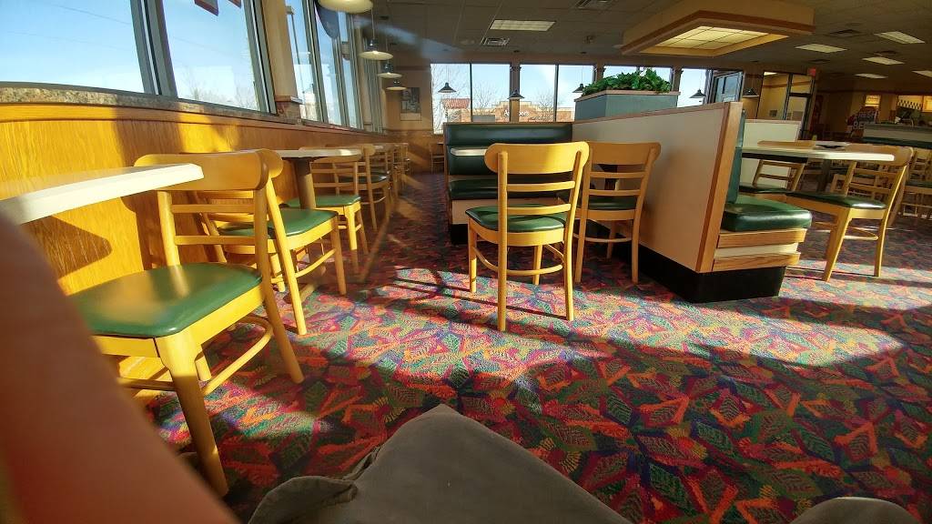 Wendys | restaurant | 15020 Claret Ave W, Rosemount, MN 55068, USA | 6517604757 OR +1 651-760-4757