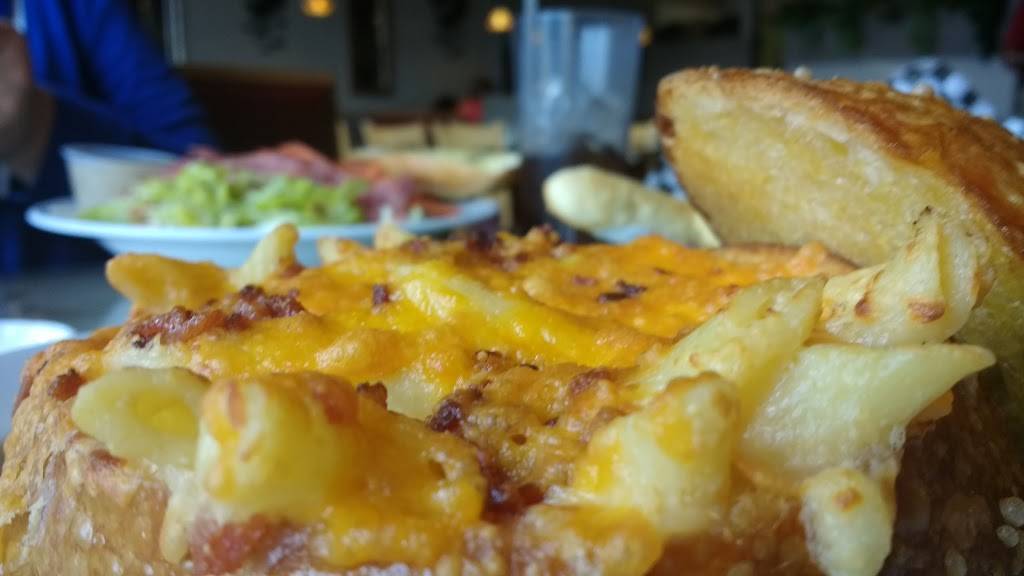 Gepettos Italian Restaurant Sports Bar | restaurant | 126 Pioneer Ave E, Montesano, WA 98563, USA | 3602494445 OR +1 360-249-4445