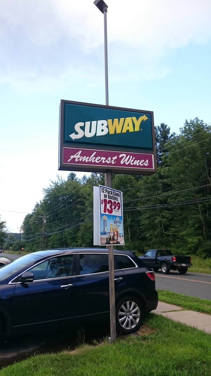 Subway | restaurant | 308 College St, Amherst, MA 01002, USA | 4138350478 OR +1 413-835-0478