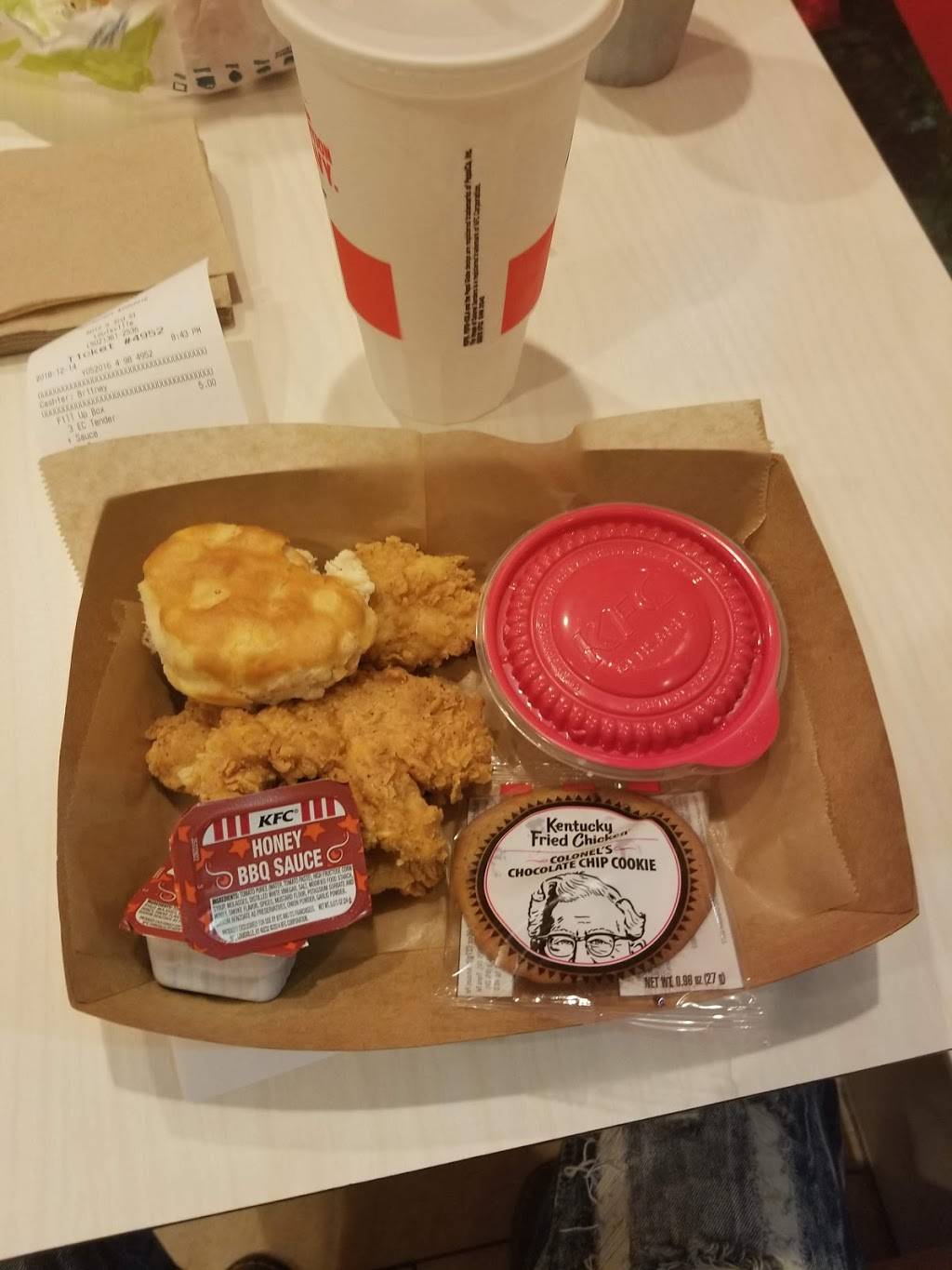 KFC | restaurant | 5012 S 3rd St, Louisville, KY 40214, USA | 5023612536 OR +1 502-361-2536