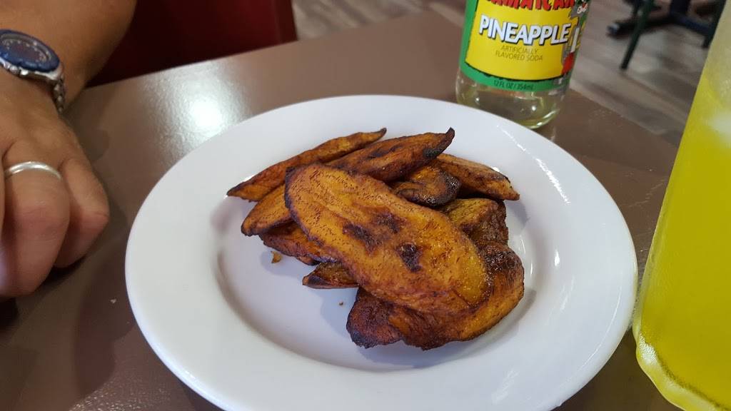 Caribbean Flaavor | restaurant | 976a Main St, Worcester, MA 01603, USA | 7748233590 OR +1 774-823-3590