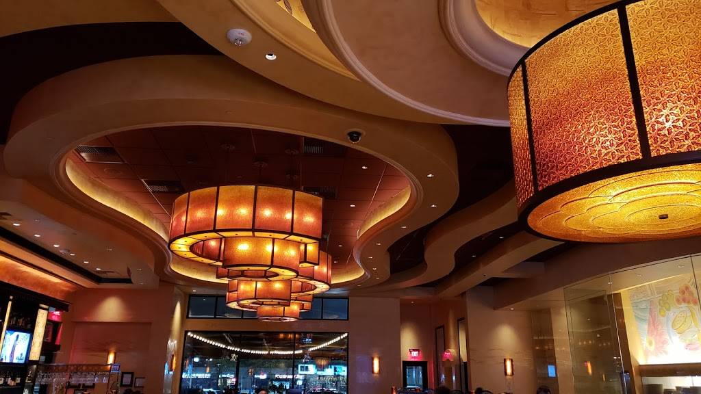 The Cheesecake Factory | restaurant | 3000 184th St SW, Lynnwood, WA 98037, USA | 4254121376 OR +1 425-412-1376