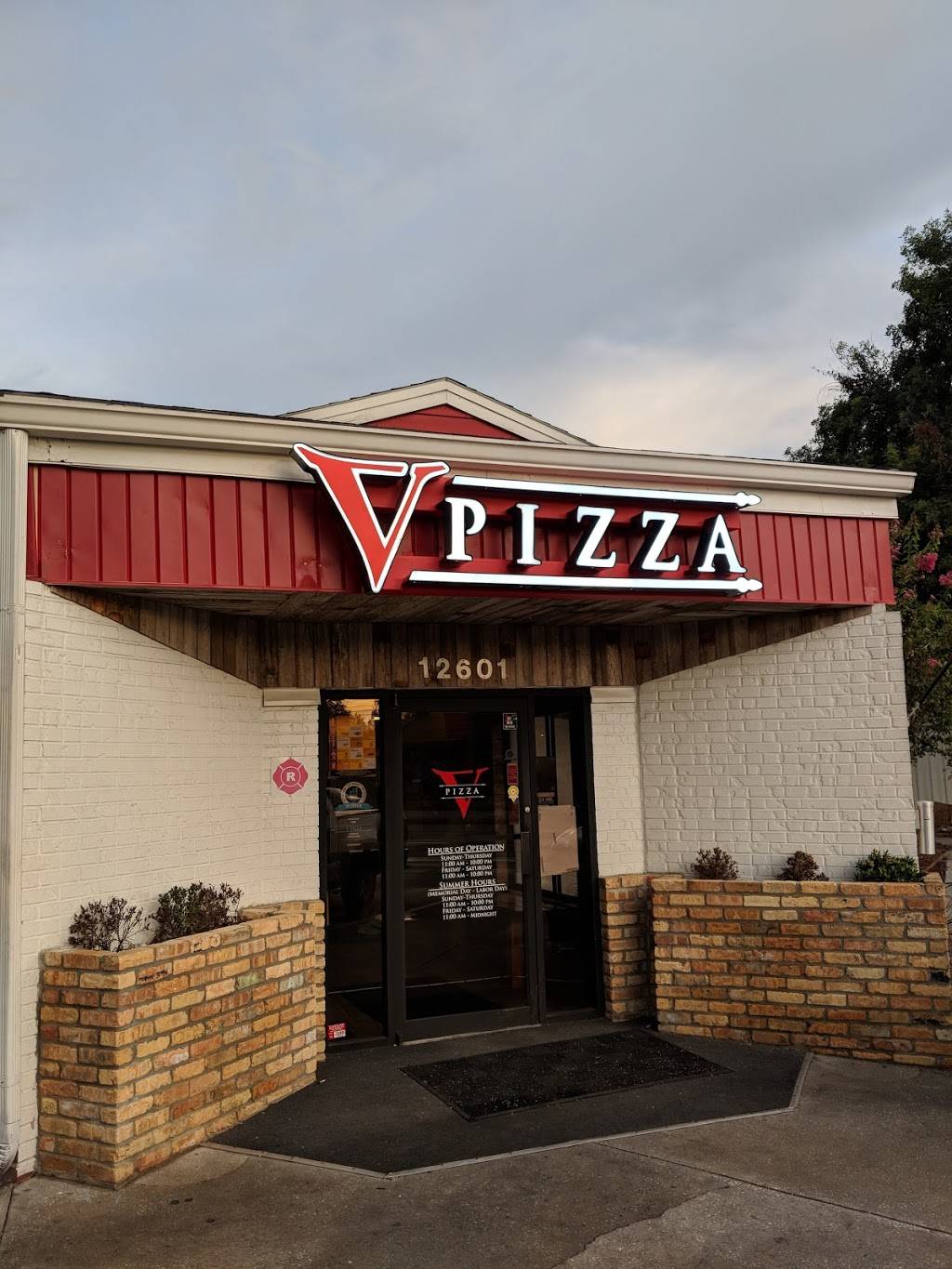 V Pizza & Tap Garden - Mandarin | restaurant | 12601 San Jose Blvd, Jacksonville, FL 32223, USA | 9046479424 OR +1 904-647-9424
