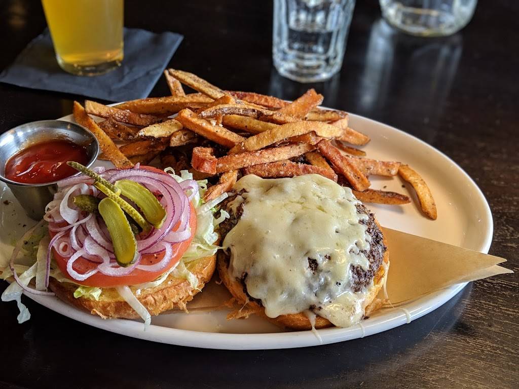 Nicks Italian | restaurant | 1100 S College Ave, Fort Collins, CO 80524, USA | 9706318301 OR +1 970-631-8301