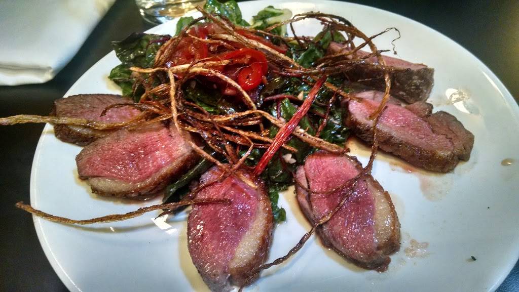 Tarry Lodge | restaurant | 278 Park St, New Haven, CT 06511, USA | 2036720765 OR +1 203-672-0765