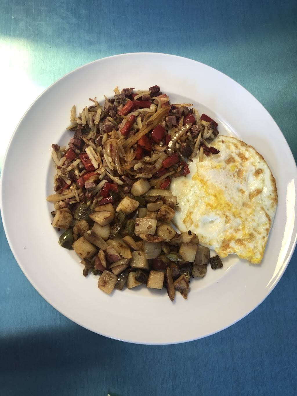 Annie’s Mimosas | restaurant | 384 Placerville Dr suite a, Placerville, CA 95667, USA | 5303447402 OR +1 530-344-7402