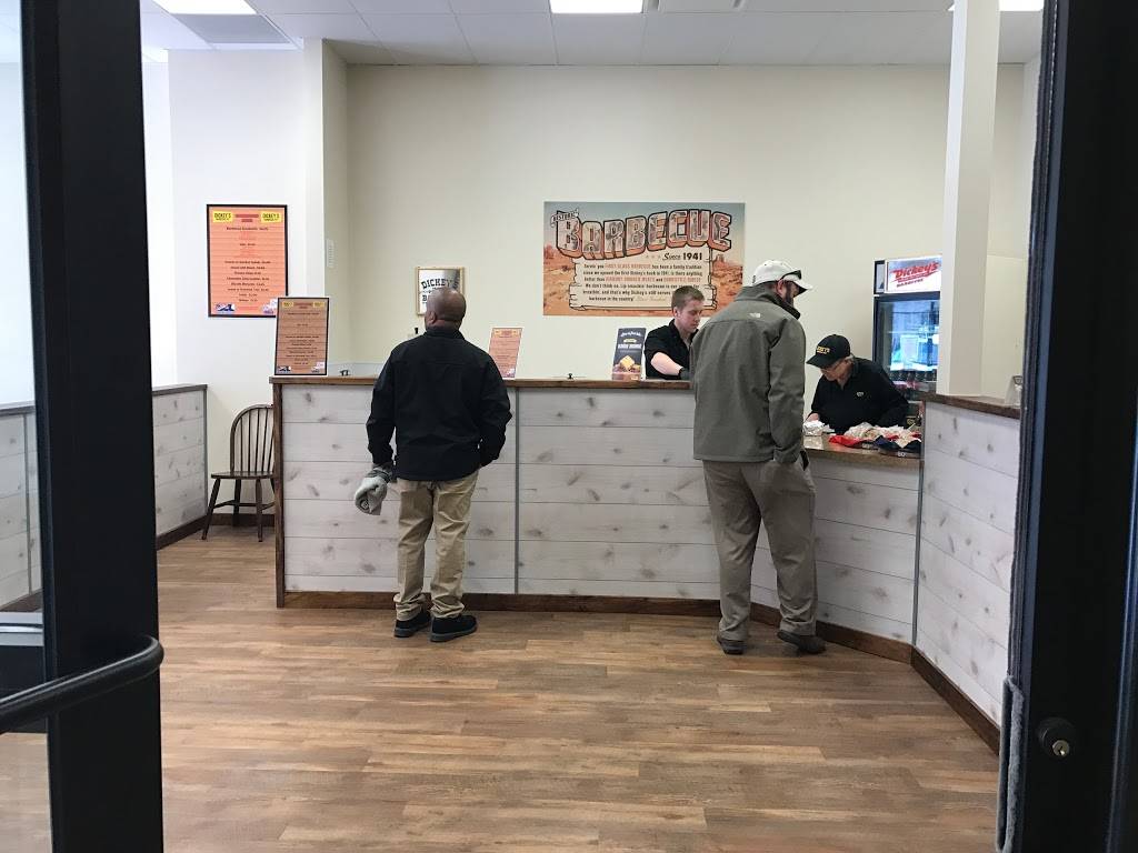 Dickeys Barbecue Pit | restaurant | 130 E Pikes Peak Ave, Colorado Springs, CO 80903, USA | 7192873926 OR +1 719-287-3926