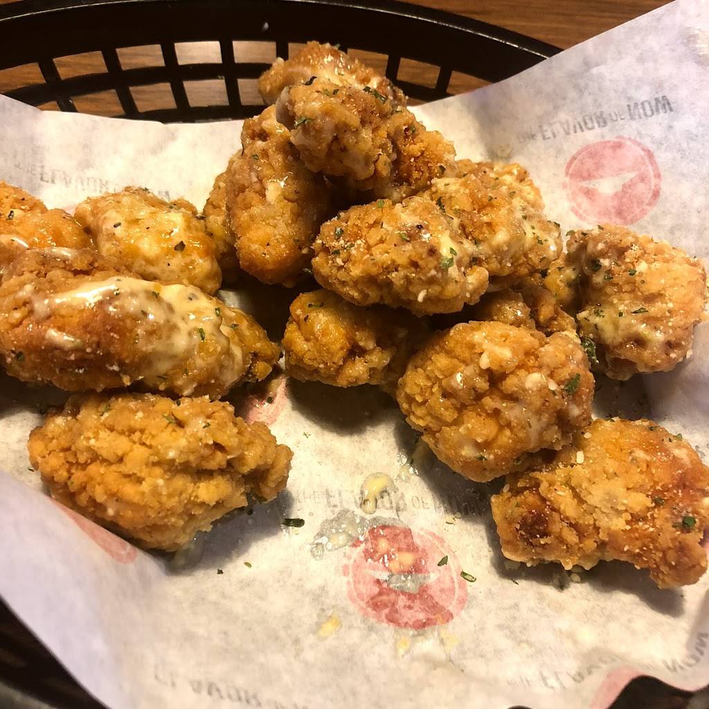 Pizza Hut | restaurant | 2245 US-1, North Brunswick Township, NJ 08902, USA | 7329400808 OR +1 732-940-0808