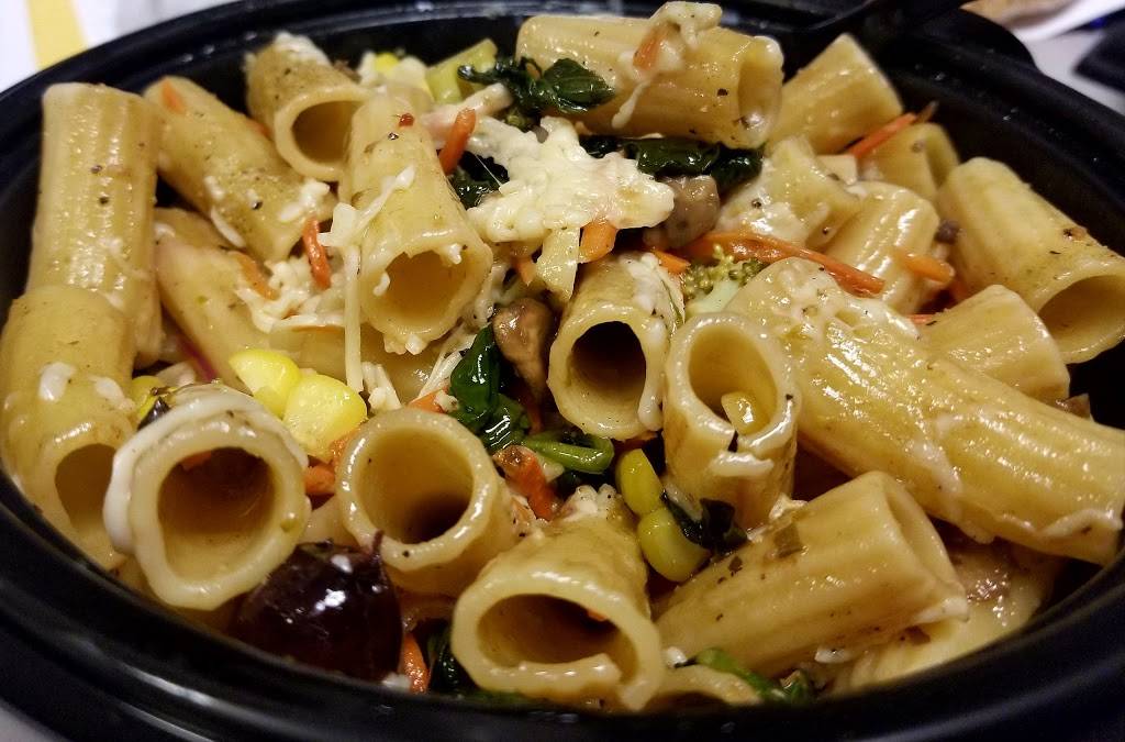 Noodles and Company | restaurant | 7600 State Line Rd, Prairie Village, KS 66208, USA | 9133814280 OR +1 913-381-4280