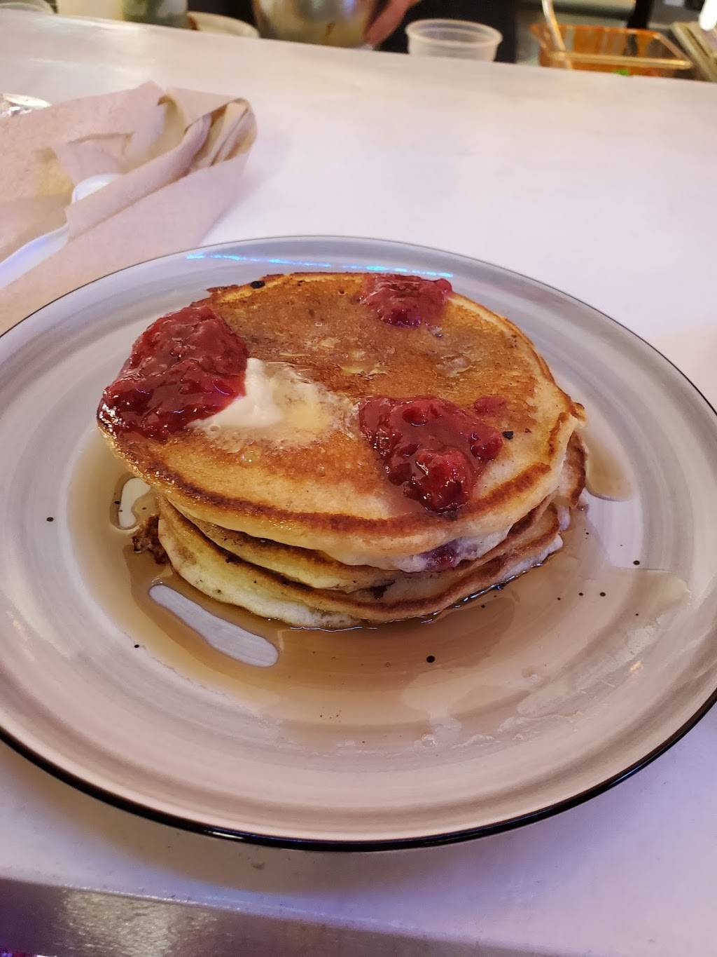 Jojos Diner | restaurant | 6118 Military Ave, Omaha, NE 68104, USA | 4025066670 OR +1 402-506-6670