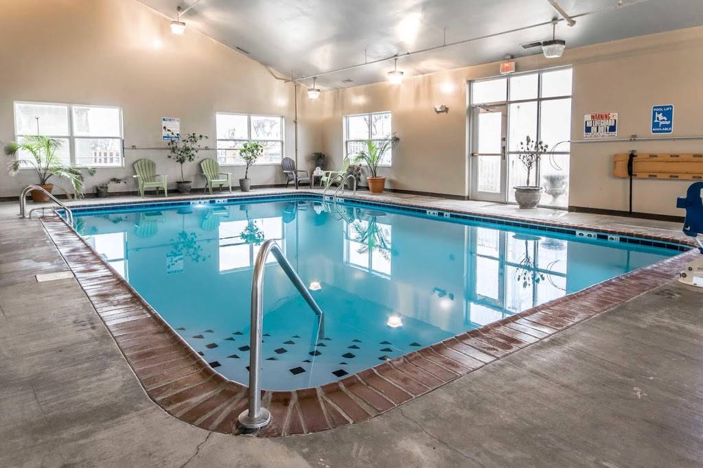 Comfort Suites | restaurant | 230 Salem Dr, Owensboro, KY 42303, USA | 2709267675 OR +1 270-926-7675