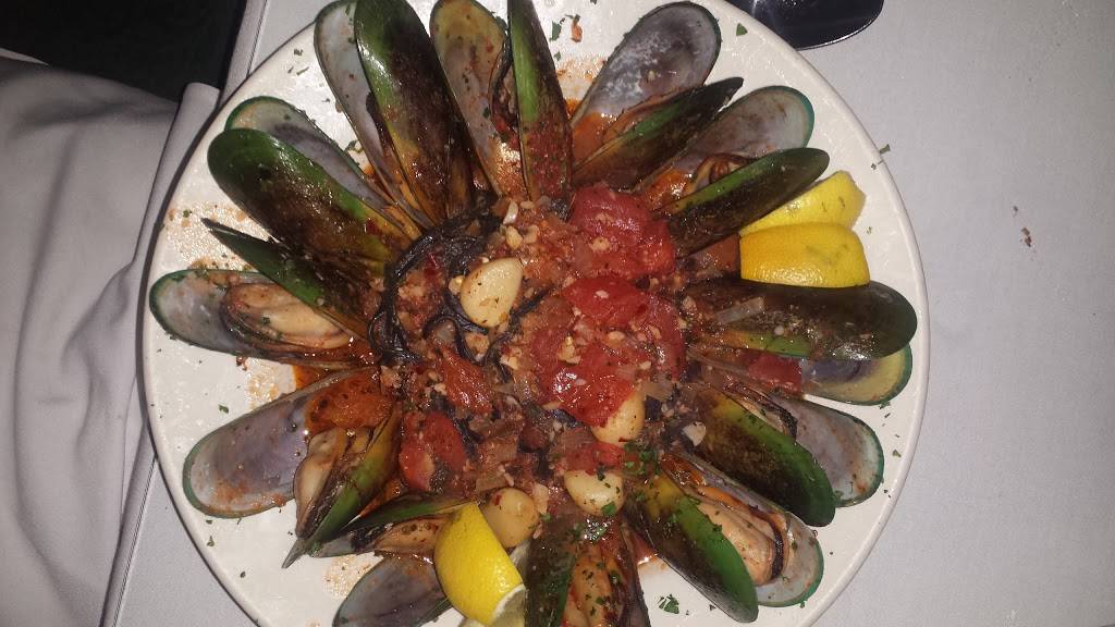 Old Venice Restaurant | restaurant | 2910 Cañon St, San Diego, CA 92106, USA | 6192225888 OR +1 619-222-5888