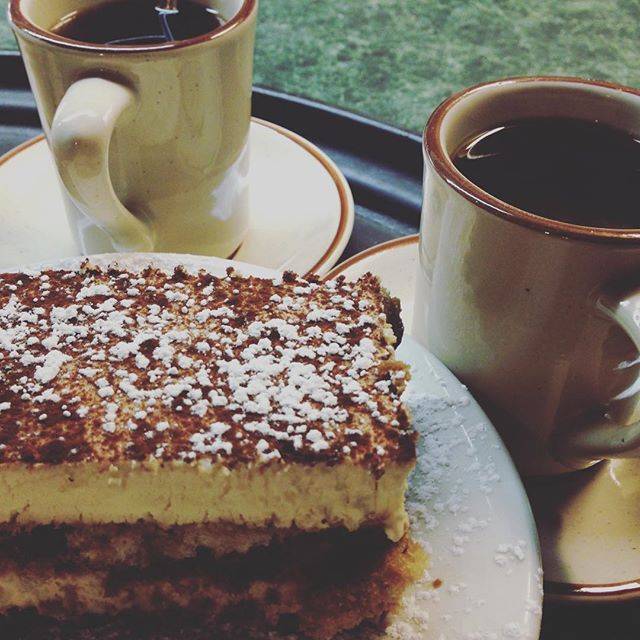 Romanos Restaurant & Bar | restaurant | 9398, 2060 W Penn Pike, New Ringgold, PA 17960, USA | 5703868820 OR +1 570-386-8820