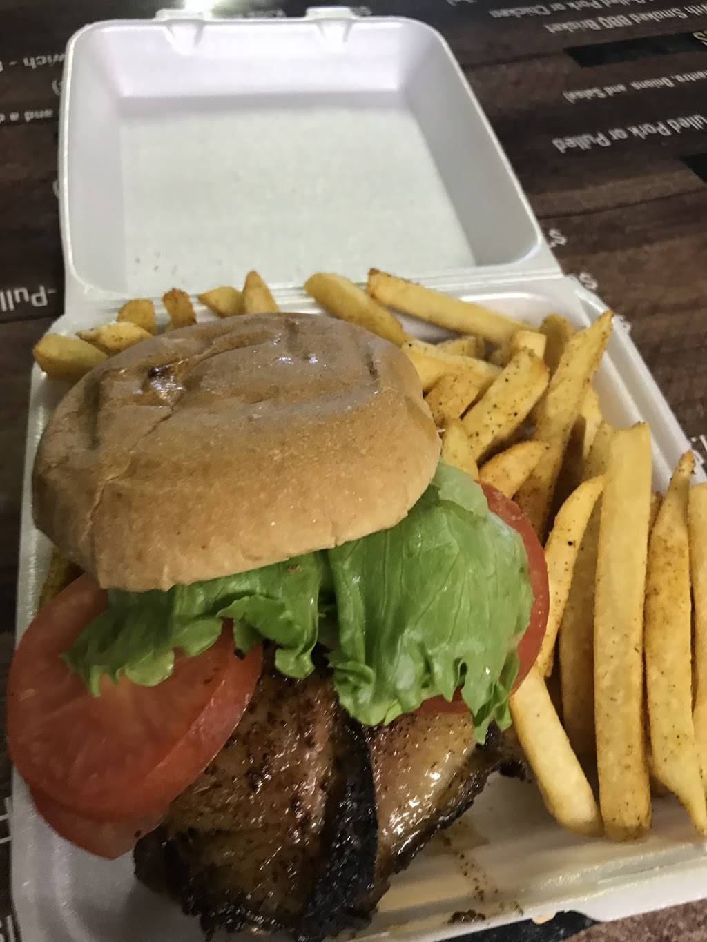 Smokin Bones BBQ | restaurant | 3003 E Abram St, Arlington, TX 76010, USA | 8174229633 OR +1 817-422-9633