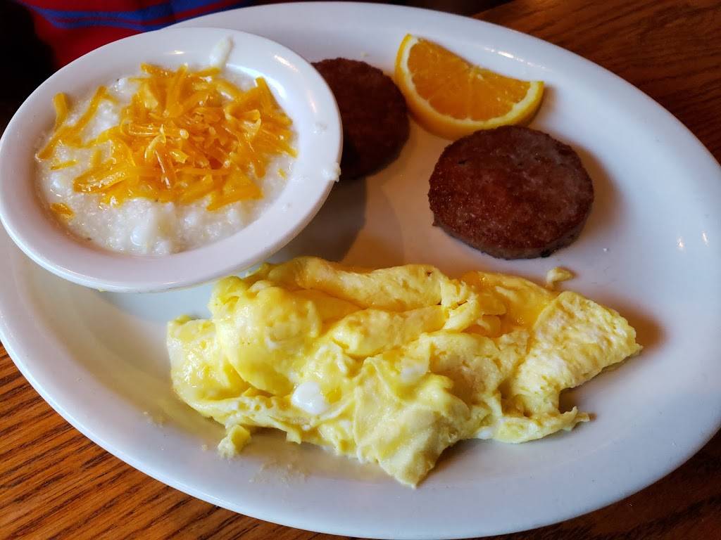 Cracker Barrel Old Country Store | restaurant | 7225 George T Edwards Dr, Melbourne, FL 32940, USA | 3212420350 OR +1 321-242-0350