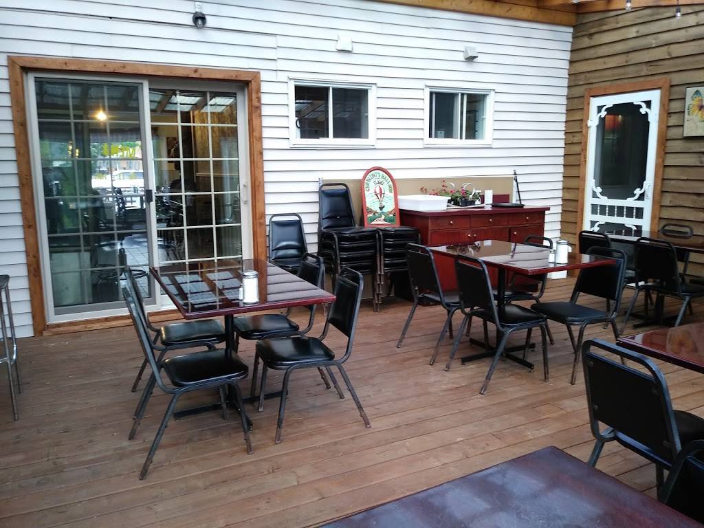 Restaurant Le Villageois | restaurant | 289 QC-323, Brébeuf, QC J0T 1B0, Canada | 8194258282 OR +1 819-425-8282