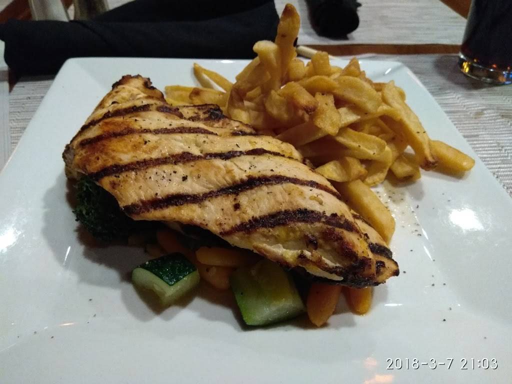 Shade Bar and Grill | restaurant | 16 Ella Grasso Turnpike, Windsor Locks, CT 06096, USA | 8608044726 OR +1 860-804-4726