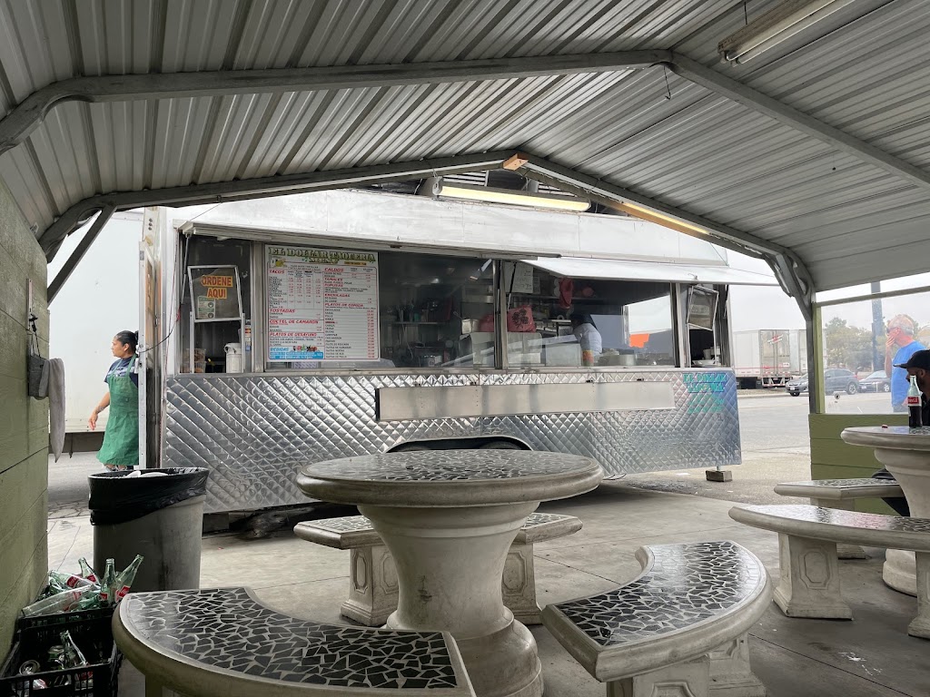 El Dollar Taqueria | restaurant | 14820 Aloma St, Lost Hills, CA 93249, USA | 6619006425 OR +1 661-900-6425