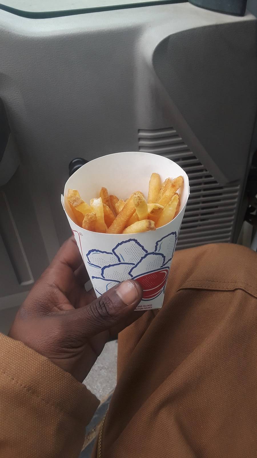 Sonic Drive-In | restaurant | 175 N Valley Pkwy, Lewisville, TX 75067, USA | 9724200544 OR +1 972-420-0544