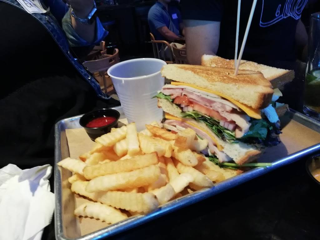 Mama Tried Deep Ellum | restaurant | 215 Henry St, Dallas, TX 75226, USA | 2142585573 OR +1 214-258-5573