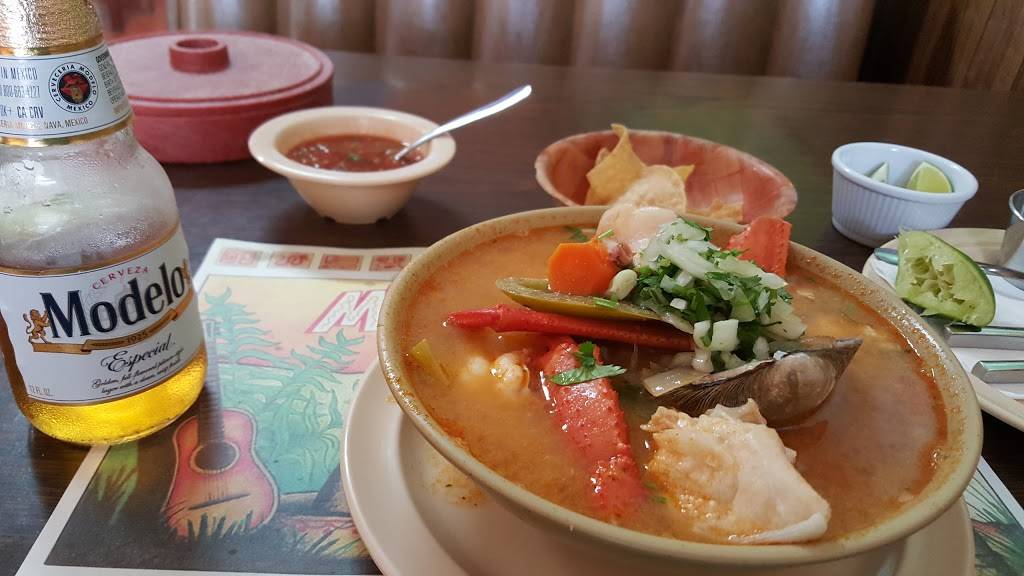 Los Portales Restaurant | restaurant | 1400 W McFadden Ave, Santa Ana, CA 92704, USA | 7145450089 OR +1 714-545-0089