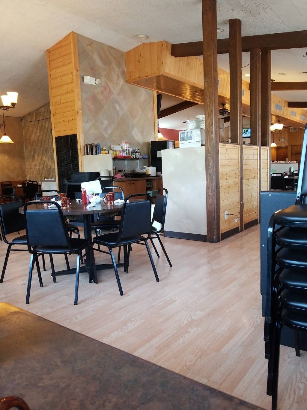 Center Cafe | cafe | 200 Richland Sq, Richland Center, WI 53581, USA | 6086475884 OR +1 608-647-5884