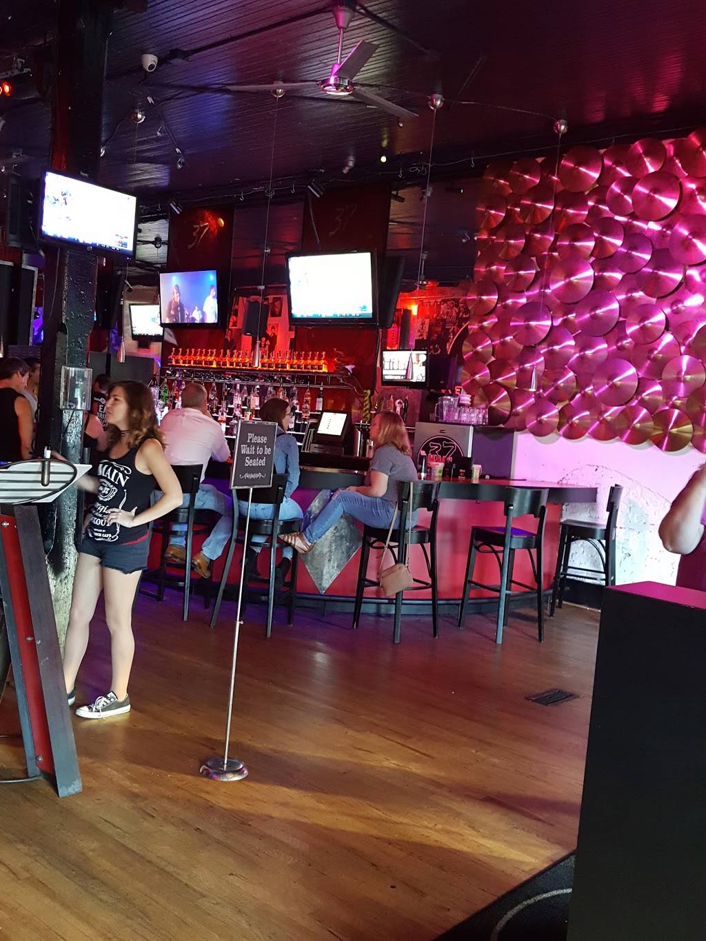 37 Main Buford | restaurant | 37 E Main St NE, Buford, GA 30518, USA | 6782882030 OR +1 678-288-2030