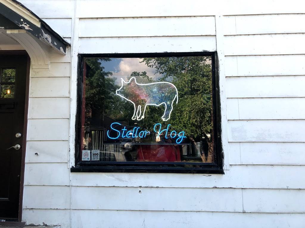 The Stellar Hog | restaurant | 5623 Leona St, St. Louis, MO 63116, USA | 3144818448 OR +1 314-481-8448