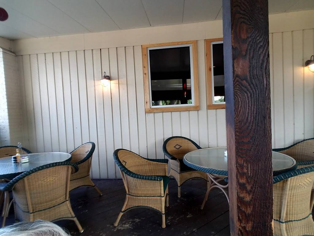 Fernandos On Pacific | restaurant | 7555 Pacific St, Omaha, NE 68114, USA | 4023998006 OR +1 402-399-8006