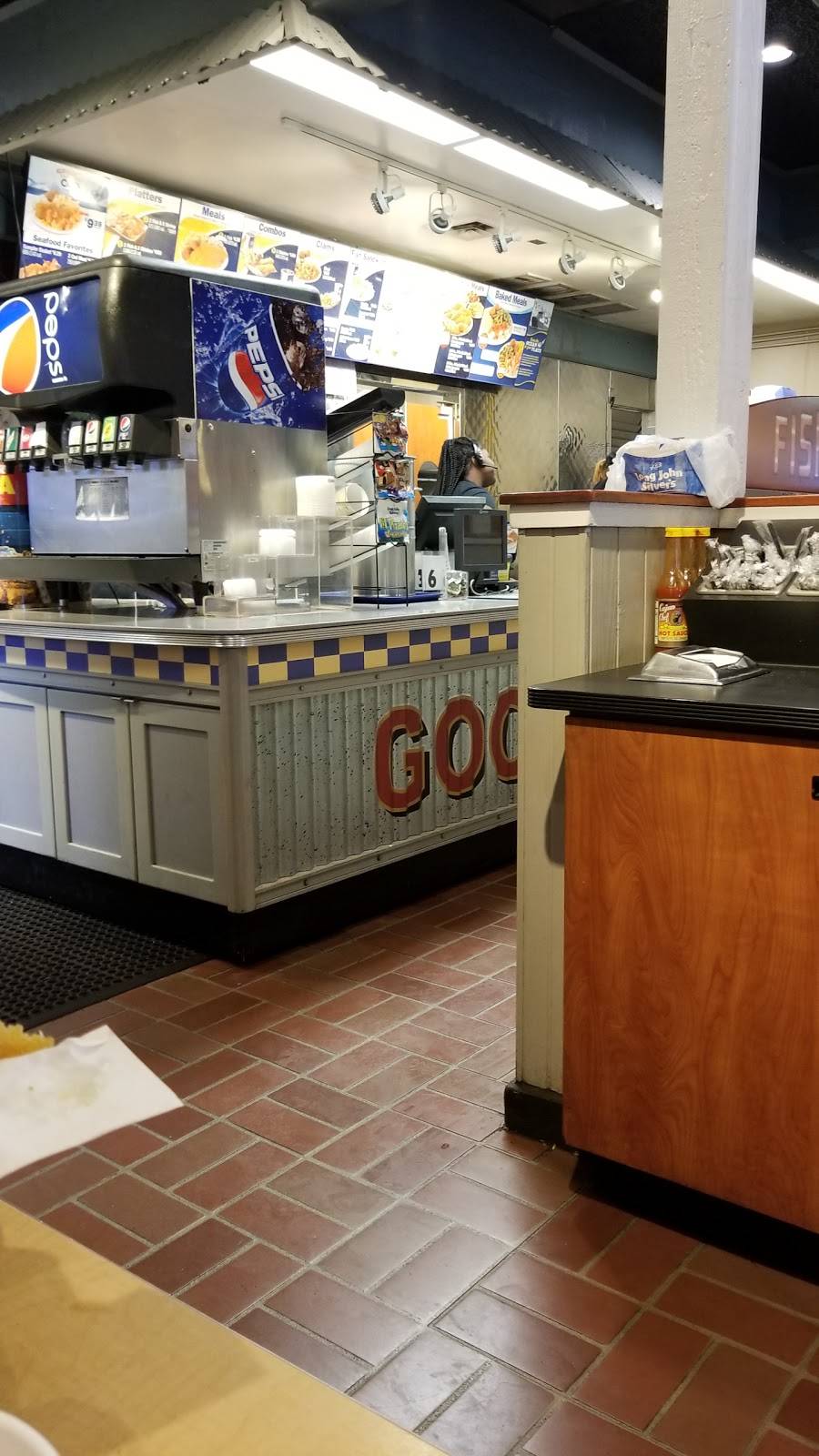 Long John Silvers | restaurant | 1865 28th St SW, Wyoming, MI 49519, USA | 6165348042 OR +1 616-534-8042