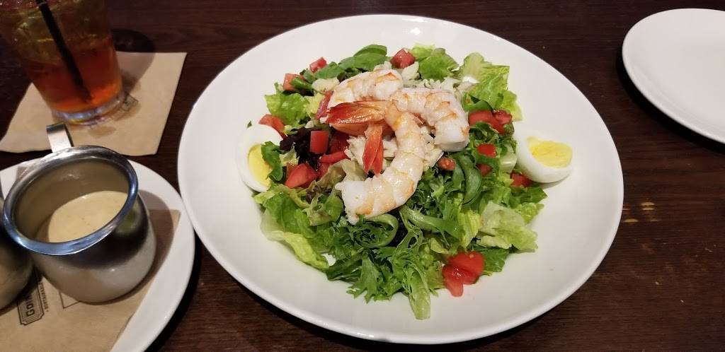 Goin Coastal | restaurant | 125 W Main St, Canton, GA 30114, USA | 7704793737 OR +1 770-479-3737