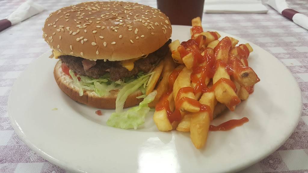 Roma Italian Restaurant | restaurant | 826 E Atlantic St, South Hill, VA 23970, USA | 4344478884 OR +1 434-447-8884