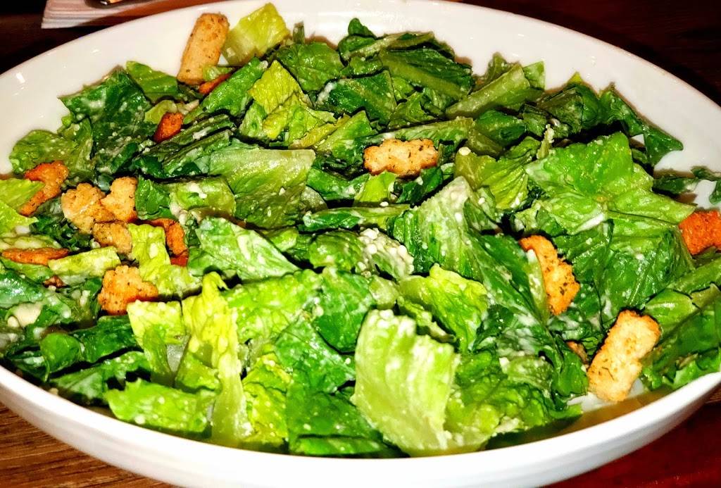 Retro Grub And Pub | restaurant | 87 Elizabeth St, Derby, CT 06418, USA | 4757775366 OR +1 475-777-5366