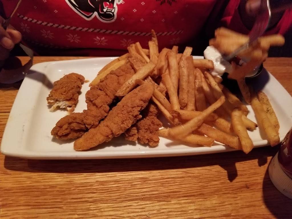 Applebees Grill + Bar | restaurant | 1517 E Bert Kouns Industrial Loop, Shreveport, LA 71105, USA | 3187959595 OR +1 318-795-9595