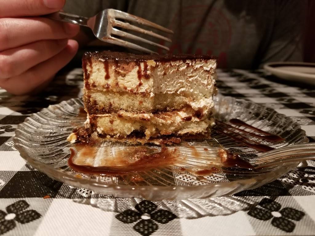 Marinos Italian Restaurant | restaurant | 5775 Merle Hay Rd, Johnston, IA 50131, USA | 5152553931 OR +1 515-255-3931