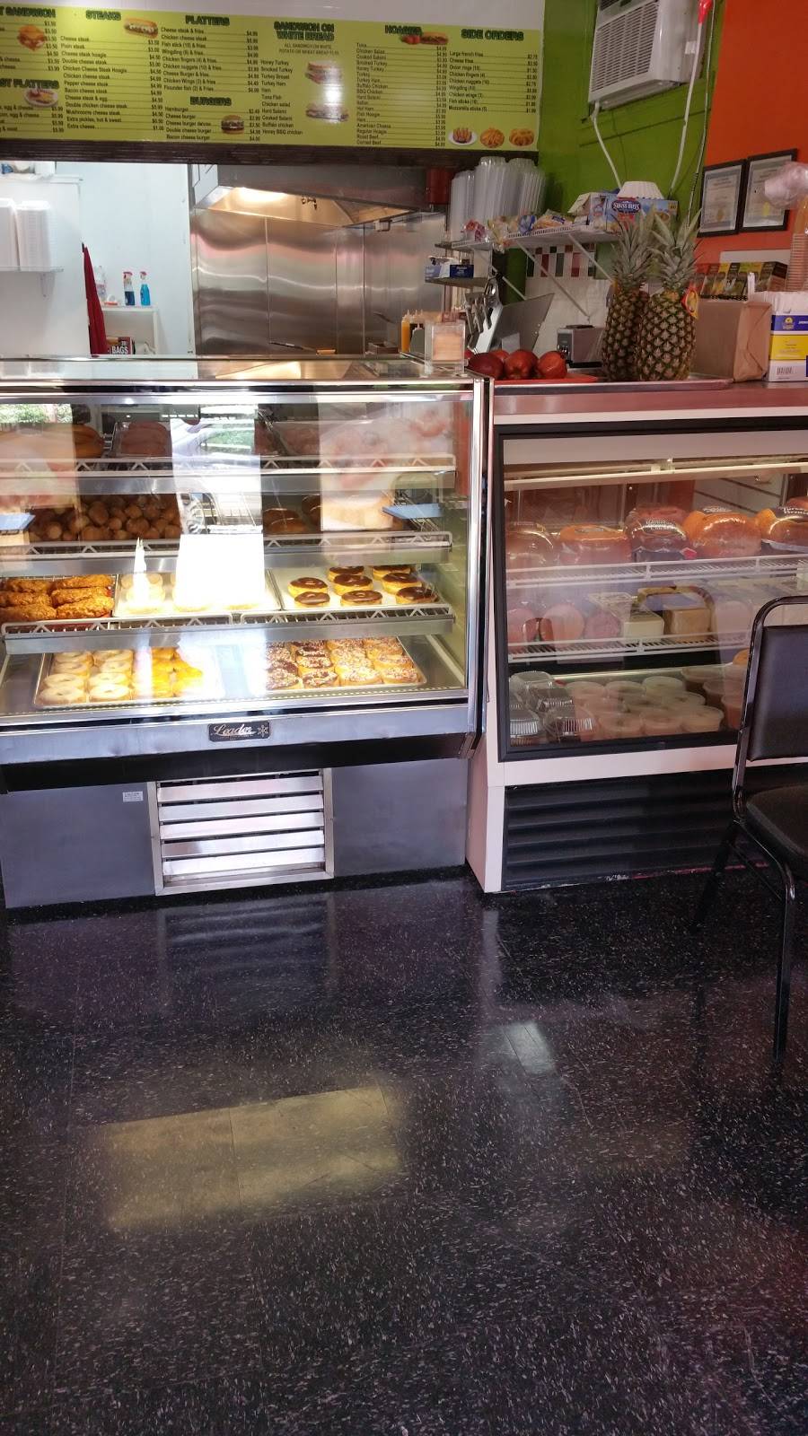 Davids Breakfast And Lunch | restaurant | 201 E Plumstead Ave, Lansdowne, PA 19050, USA | 4844664615 OR +1 484-466-4615