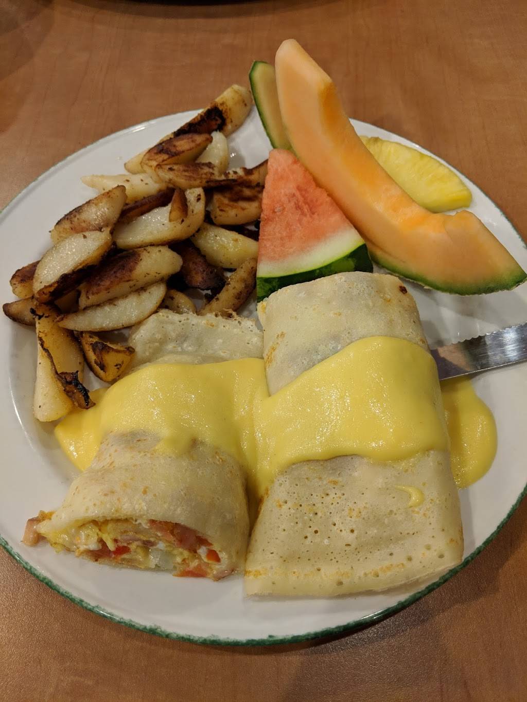 Cora Breakfast and Lunch | restaurant | 6720 Meadowvale Town Centre Cir, Mississauga, ON L5N 4B7, Canada | 9058145225 OR +1 905-814-5225