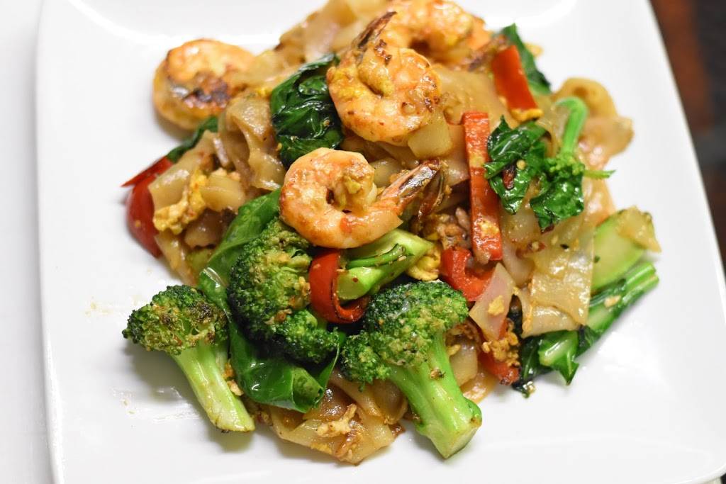Emerald Thai Cuisine | restaurant | 9315 Venice Blvd, Culver City, CA 90232, USA | 3108366860 OR +1 310-836-6860