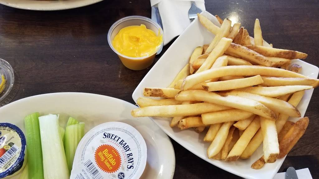 Pats Pizza and Bistro | restaurant | 3601 Chichester Ave, Boothwyn, PA 19061, USA | 6104975544 OR +1 610-497-5544