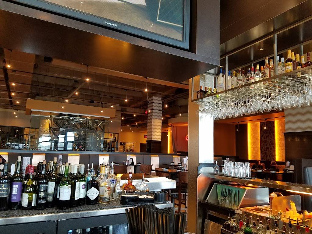 CRAVE American Kitchen & Sushi Bar (Eden Prairie Center - Eden P | restaurant | 8251 Flying Cloud Dr #3010, Eden Prairie, MN 55344, USA | 9524797440 OR +1 952-479-7440