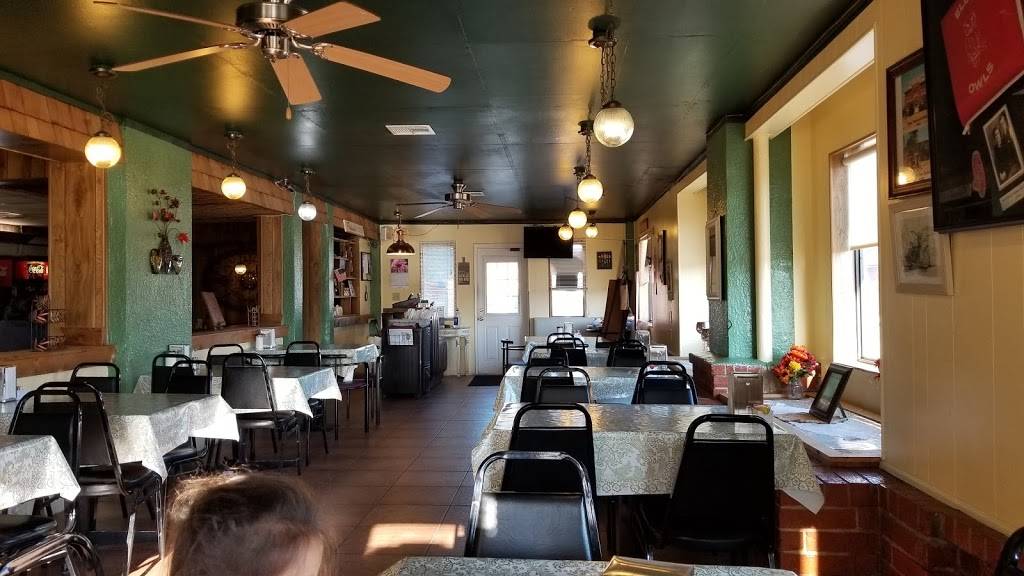 Trivets Family Restaurant | restaurant | 8225 OK-17, Elgin, OK 73538, USA | 5804924929 OR +1 580-492-4929